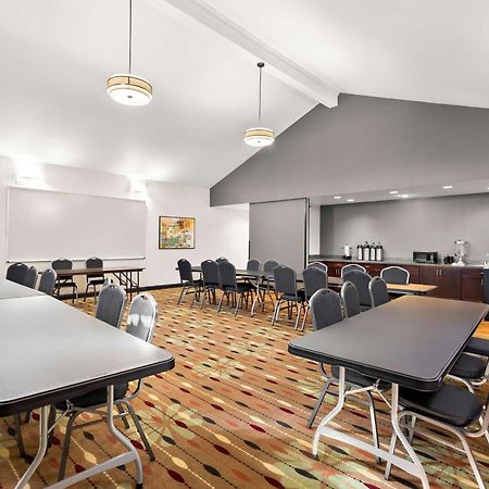 Best Western Luxbury Inn Fort Wayne Extérieur photo