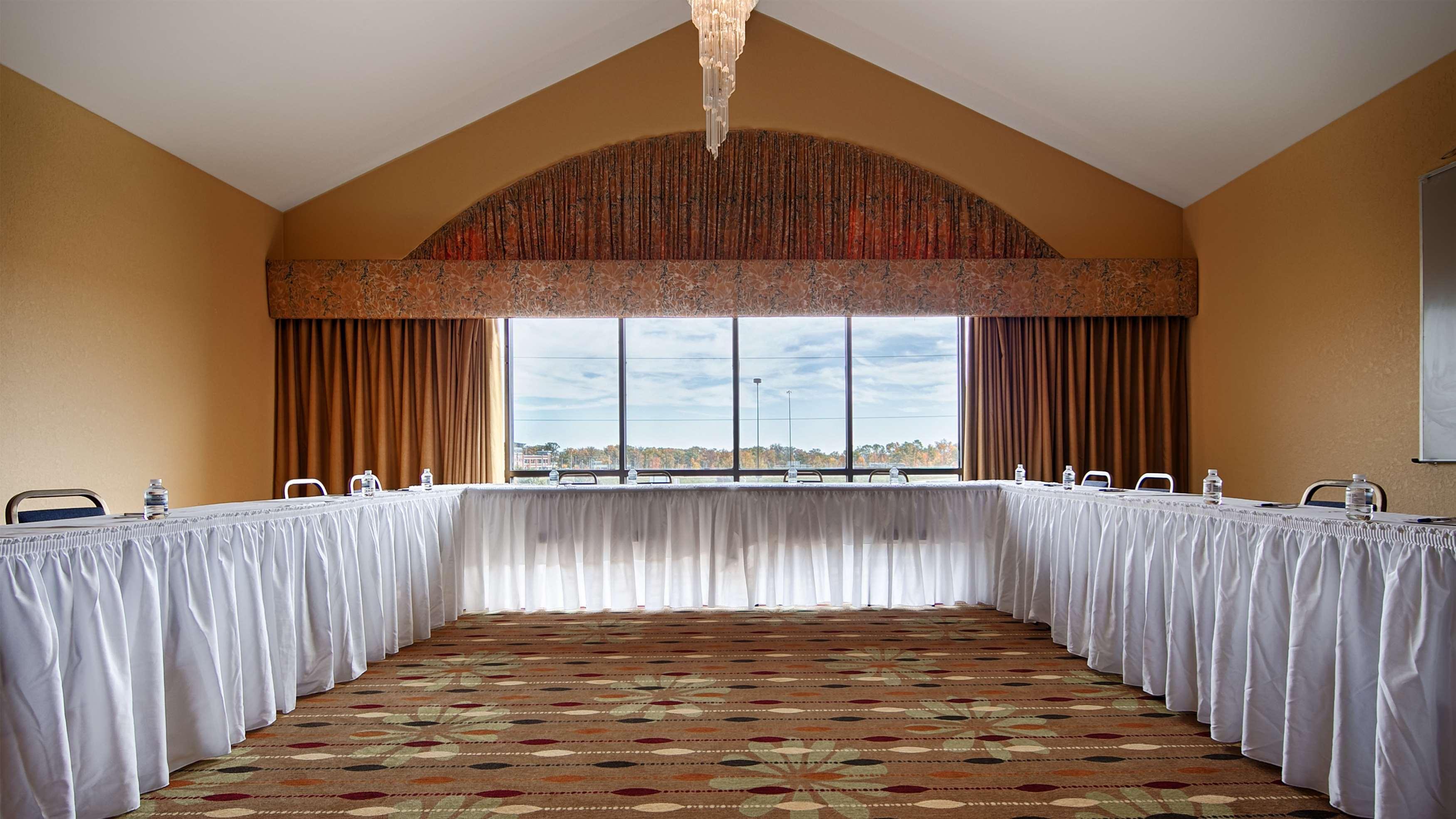 Best Western Luxbury Inn Fort Wayne Extérieur photo