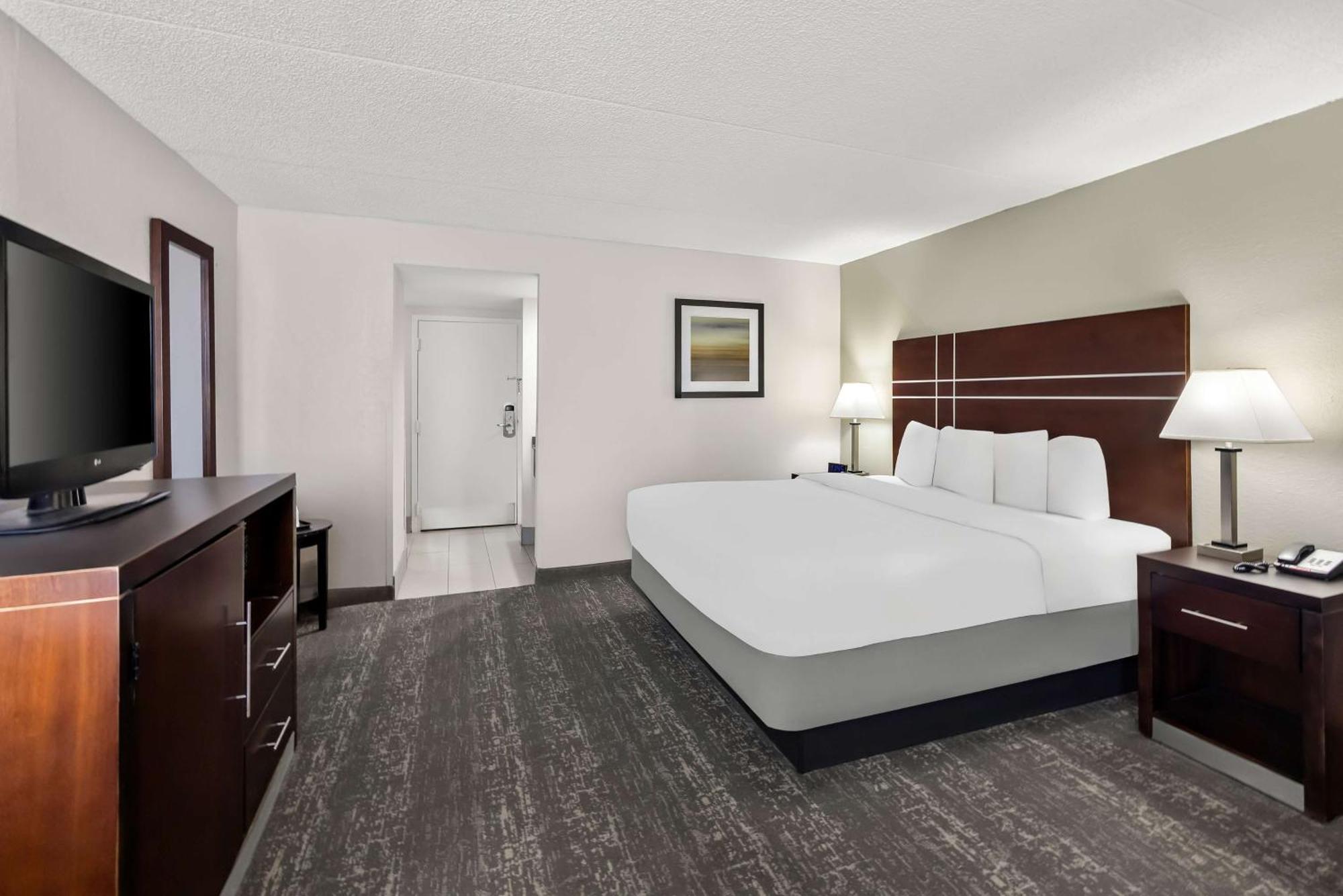 Best Western Luxbury Inn Fort Wayne Extérieur photo