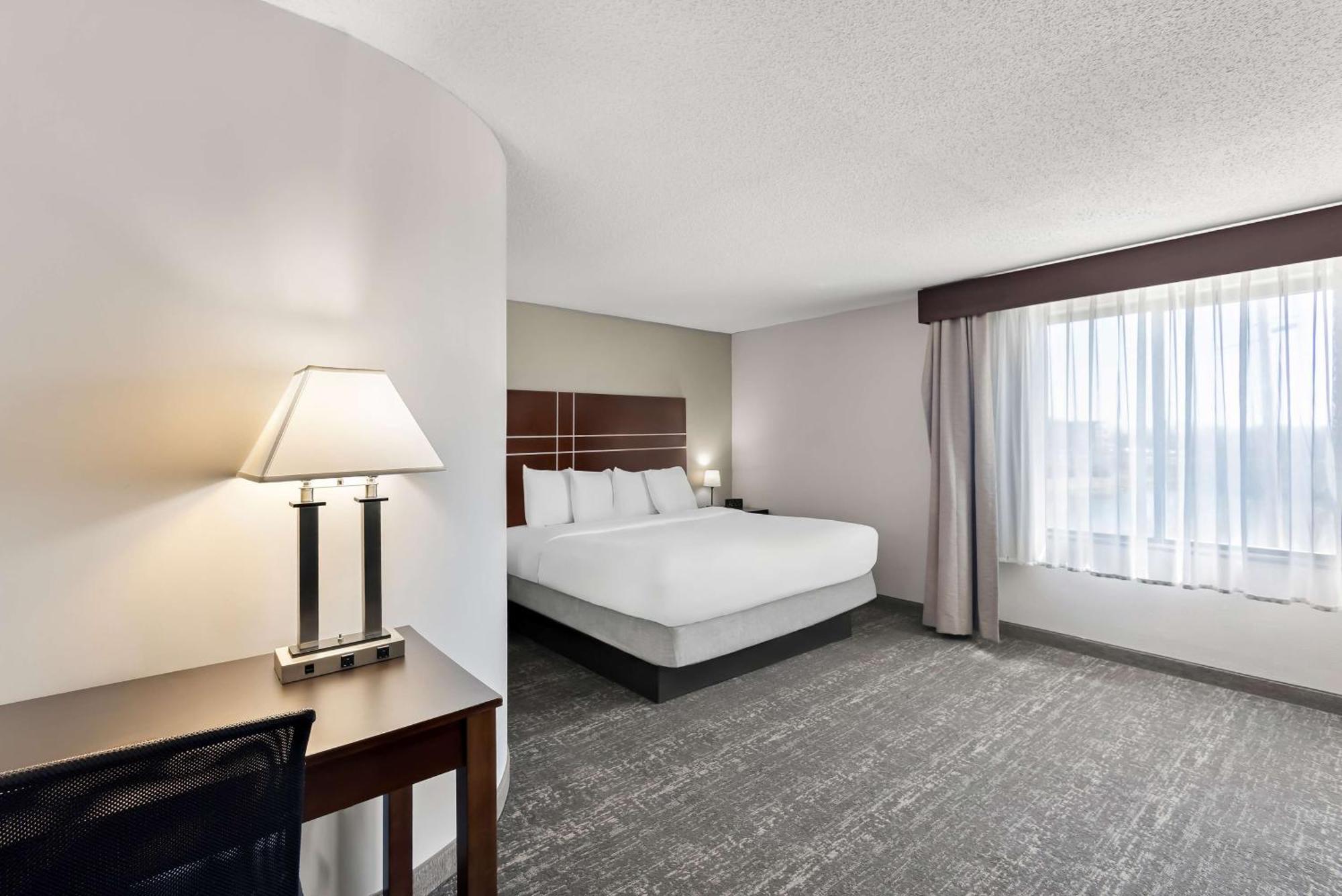Best Western Luxbury Inn Fort Wayne Extérieur photo