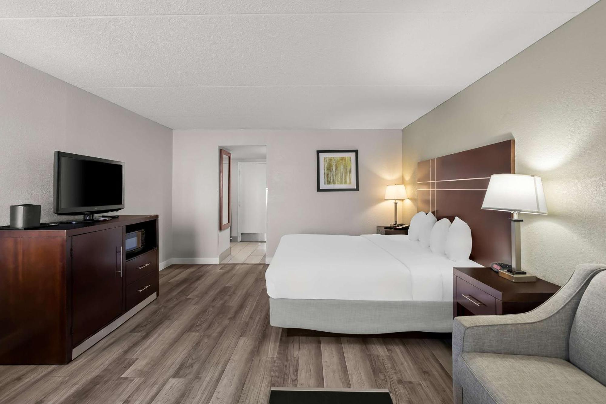 Best Western Luxbury Inn Fort Wayne Extérieur photo
