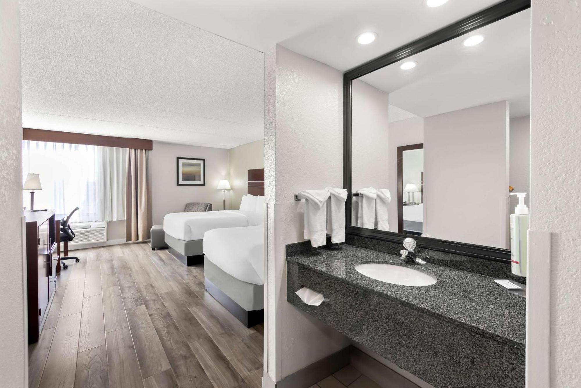 Best Western Luxbury Inn Fort Wayne Extérieur photo